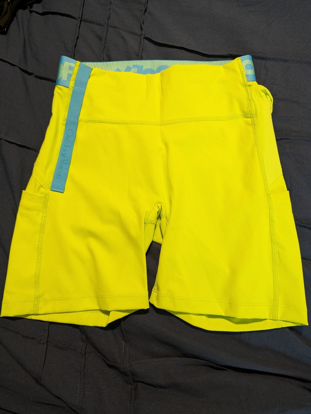 Outdoor Voices Disney Mickey & Co Neon Green/Blue Goofy Snack Shorts sz S